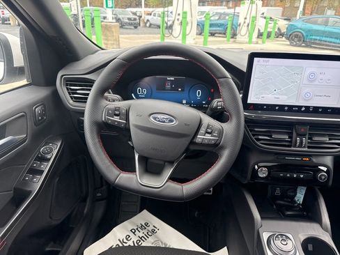 Used 2024 Ford Escape ST-Line Select w/ Tech Pack #2 AWD/4WD image 23