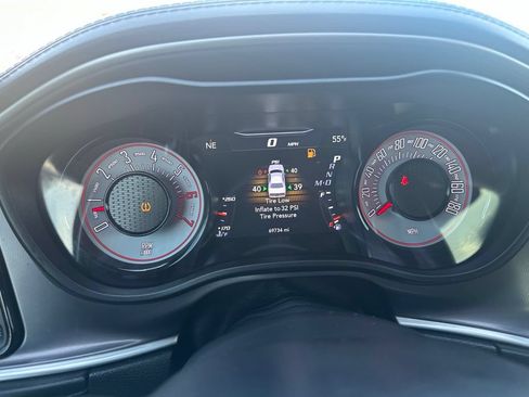 Used 2022 Dodge Challenger R/T Scat Pack RWD image 15
