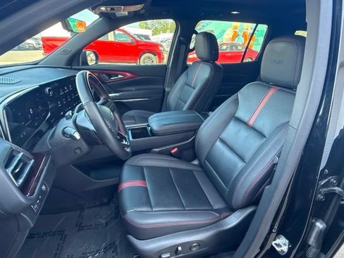 Used 2024 Chevrolet Traverse RS w/ LPO, Floor Liner Package FWD image 27