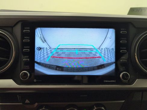 Used 2020 Toyota Tacoma SR5 image 25