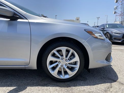 Used 2018 Acura ILX FWD image 30