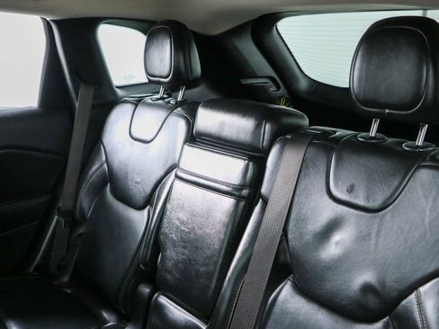 Used 2018 Jeep Cherokee Limited FWD image 24