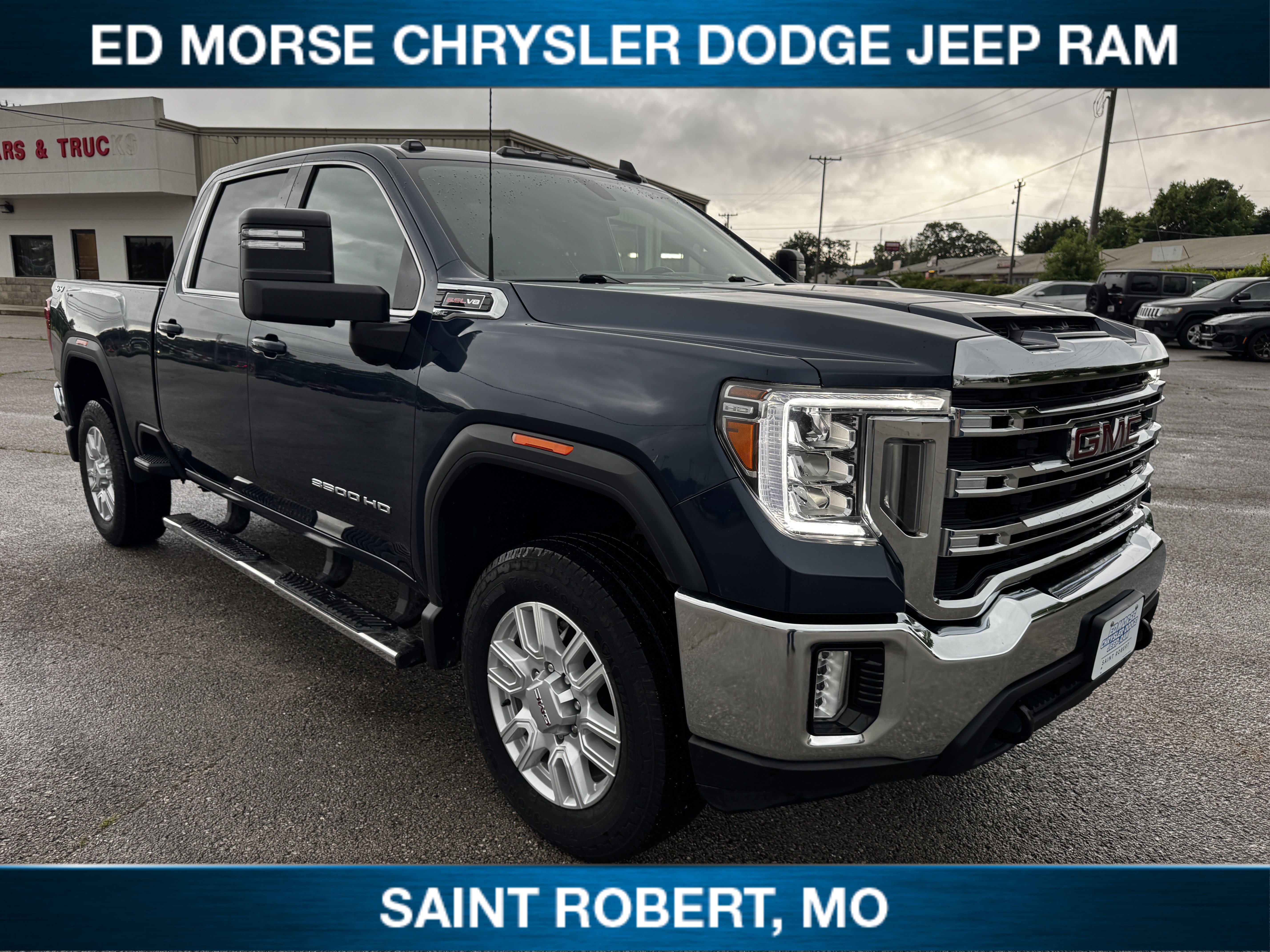 Used 2022 GMC Sierra 3500 SLE w/ SLE Value Package AWD/4WD image 1
