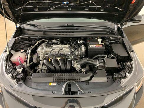 Used 2022 Toyota Corolla LE image 40