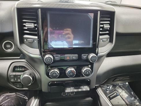 New 2026 RAM 1500 4x4 Crew Cab image 14