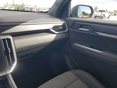 Certified 2025 GMC Acadia Elevation image 26