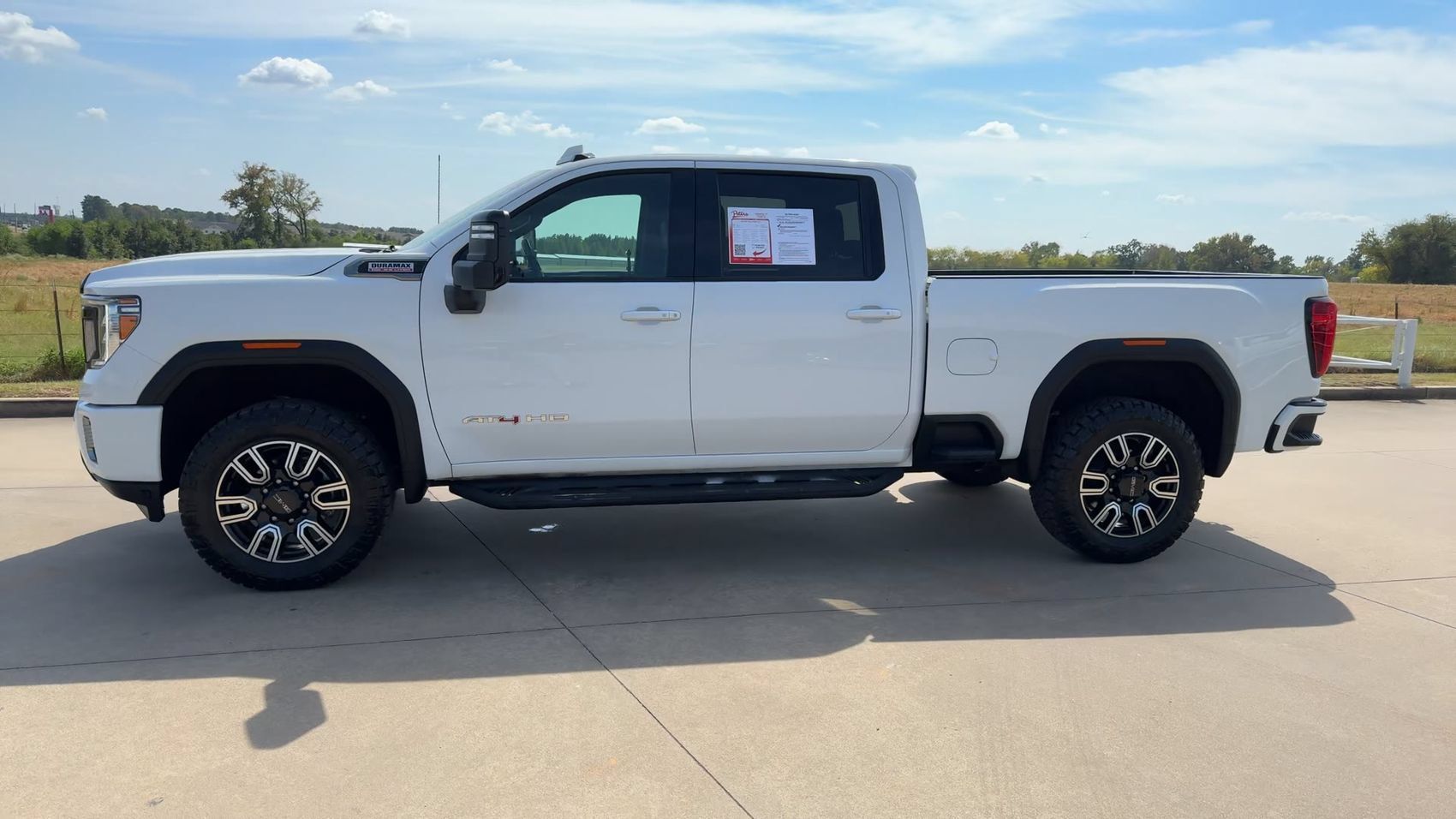 Used 2022 GMC Sierra 2500 AT4 w/ Gooseneck/5TH Wheel Package AWD/4WD image 4