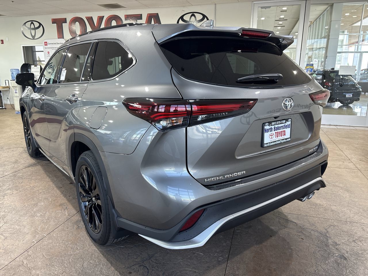 New 2026 Toyota Highlander XSE AWD/4WD image 8
