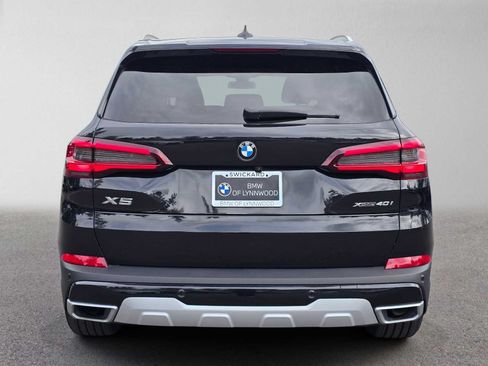 Used 2021 BMW X5 xDrive40i w/ Convenience Package AWD/4WD image 4