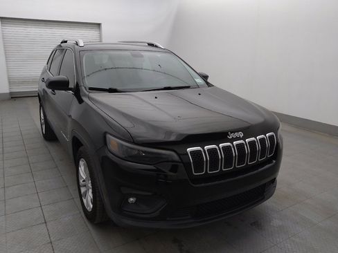 Used 2019 Jeep Cherokee Latitude w/ Cold Weather Group FWD image 13