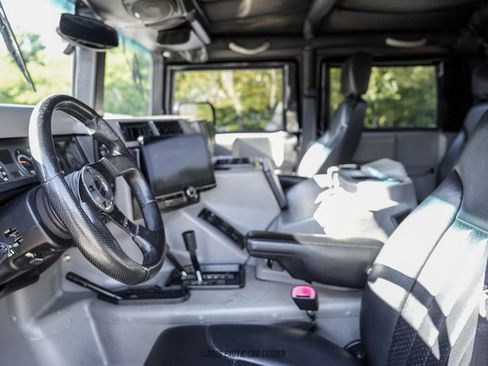 Used 2003 HUMMER H1 4-Door Open Top AWD/4WD image 41