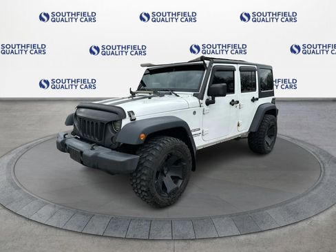Used 2017 Jeep Wrangler Unlimited Sport w/ Connectivity Group AWD/4WD image 2