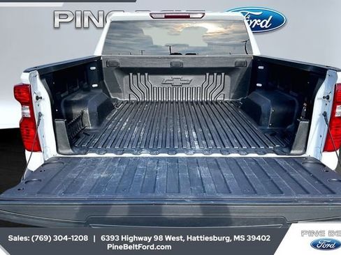Used 2023 Chevrolet Silverado 1500 LT image 12