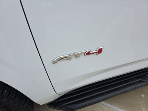 Certified 2022 GMC Yukon AT4 AWD/4WD image 6