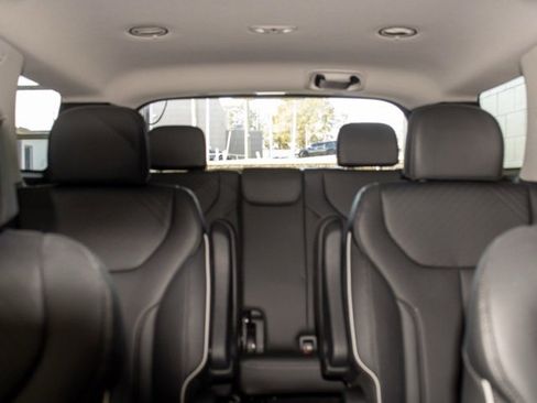 Used 2025 Hyundai Palisade SEL image 6