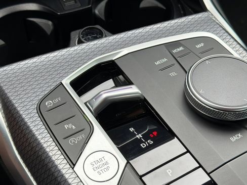 Used 2026 BMW 330i Sedan w/ M Sport Package image 27