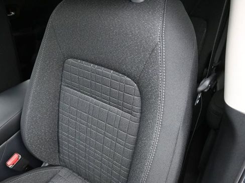 New 2026 Honda HR-V LX image 17