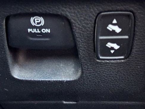 Used 2020 RAM 1500 Limited AWD/4WD image 30