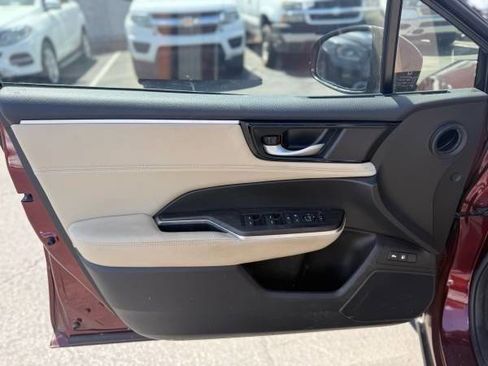 Used 2018 Honda Clarity Base 4dr Sedan image 9