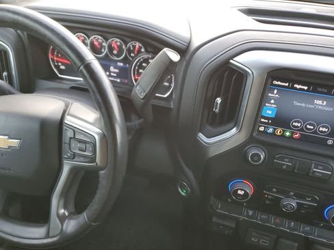 Used 2022 Chevrolet Silverado 2500 LTZ w/ Snow Plow Prep/Camper Package image 19