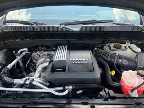 Used 2024 Chevrolet Silverado 1500 RST w/ Convenience Package II AWD/4WD image 32