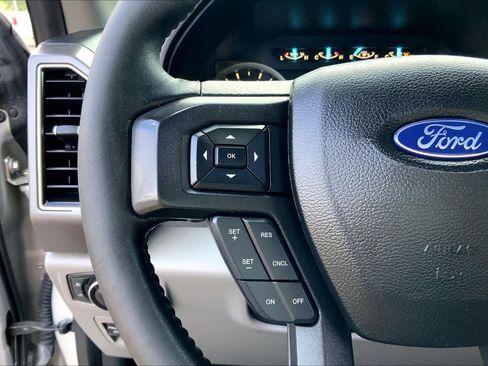 Used 2018 Ford F150 XLT w/ Equipment Group 302A Luxury RWD image 23