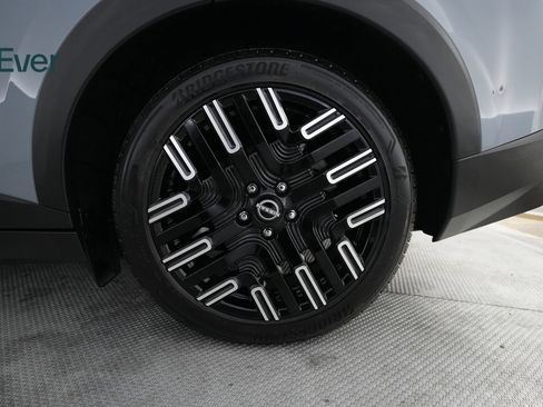 Used 2026 Nissan Leaf Platinum+ FWD image 9