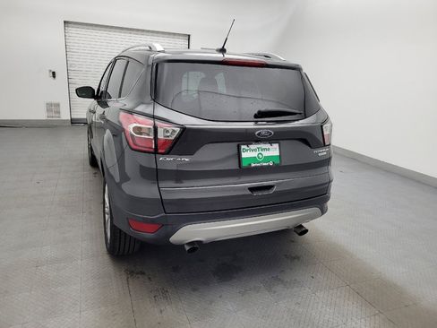 Used 2017 Ford Escape Titanium image 6