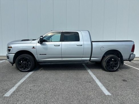 Used 2026 RAM 2500 Laramie w/ Night Edition AWD/4WD image 3