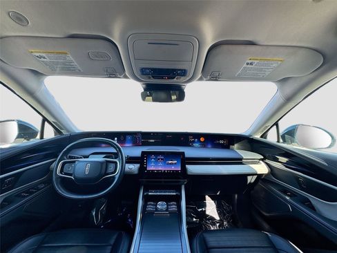 Used 2024 Lincoln Nautilus Reserve image 24