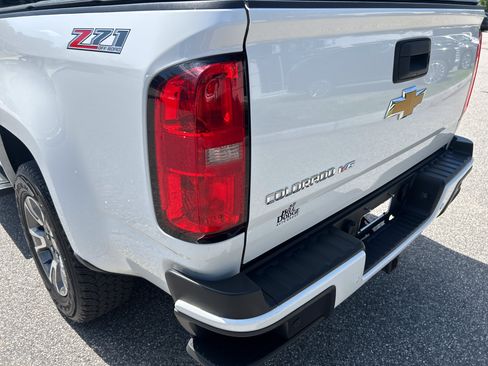 Used 2020 Chevrolet Colorado Z71 AWD/4WD image 11