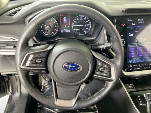 Used 2022 Subaru Outback Limited image 10