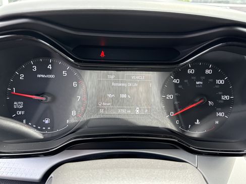 Used 2026 Chevrolet Trax LS w/ LS Convenience Package FWD image 21