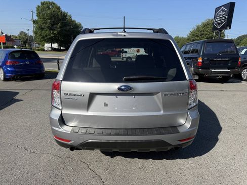 Used 2011 Subaru Forester 2.5X Premium AWD/4WD image 6