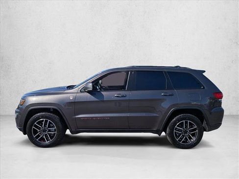 Used 2021 Jeep Grand Cherokee Trailhawk w/ Premium Lighting Group image 10