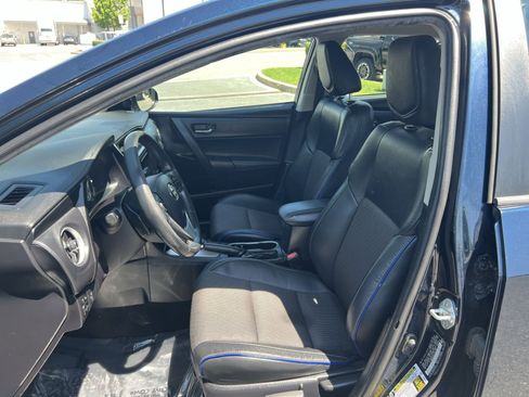 Used 2019 Toyota Corolla SE FWD image 13