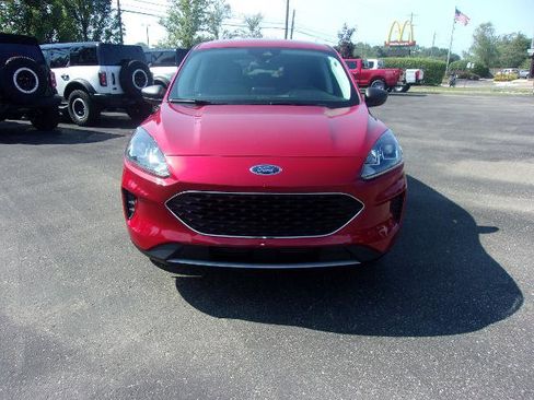 Certified 2022 Ford Escape SE w/ Convenience Package image 9