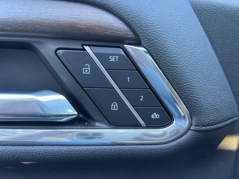 Used 2024 Chevrolet Silverado 1500 High Country w/ Z71 Off-Road Package image 25