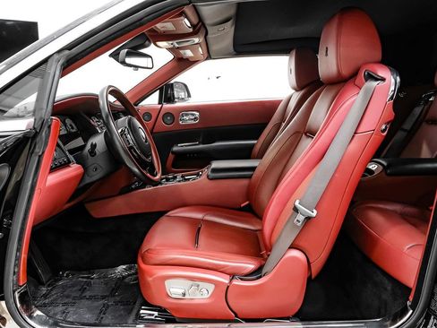 Used 2016 Rolls-Royce Dawn image 4