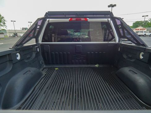 Used 2017 Chevrolet Silverado 1500 LT w/ All Star Edition AWD/4WD image 10