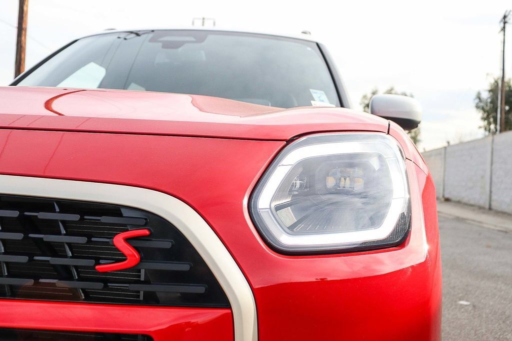 Used 2025 MINI Cooper Countryman S w/ Comfort Package Max AWD/4WD image 10
