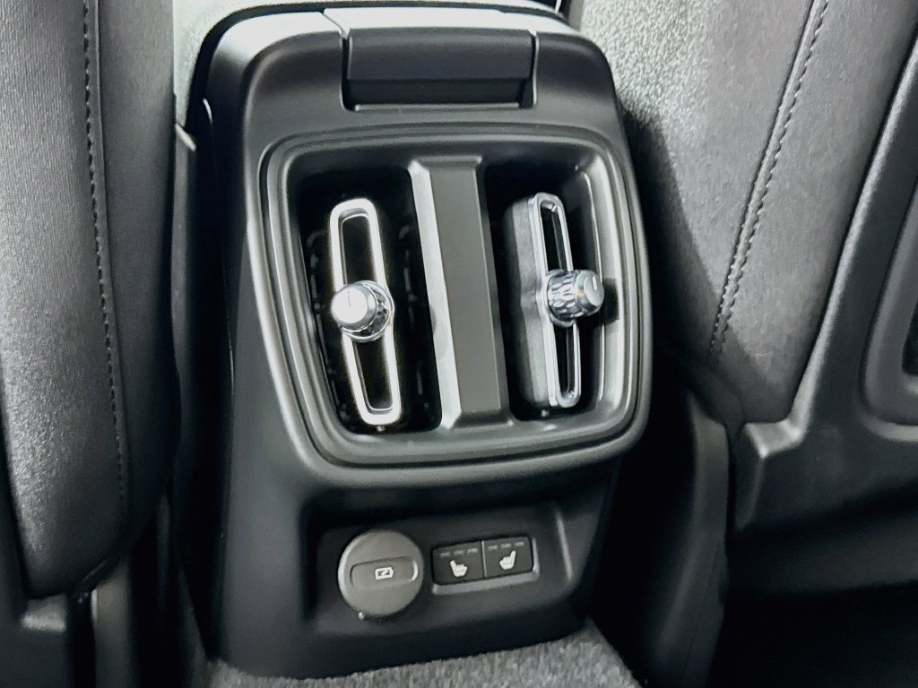 Used 2024 Polestar Polestar 2 AWD/4WD image 20