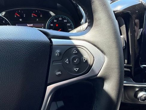 Used 2023 Chevrolet Traverse LT AWD/4WD image 13