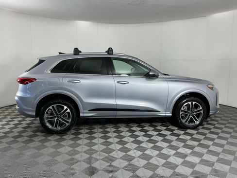 Used 2025 Audi Q5 Premium Plus AWD/4WD image 9