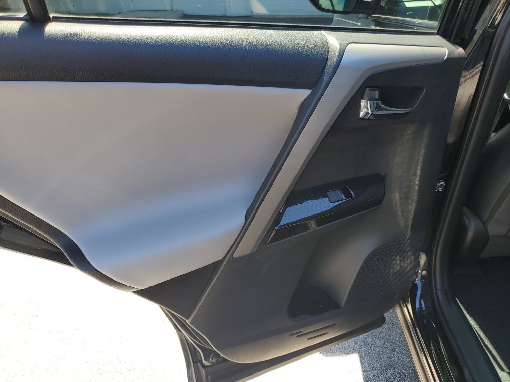 Used 2017 Toyota RAV4 Limited w/ Advanced Technology Package FWD image 12