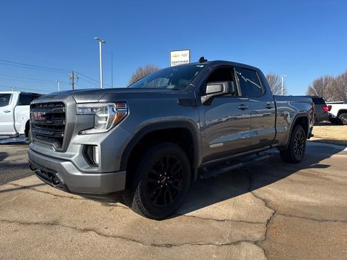 Used 2020 GMC Sierra 1500 Elevation w/ Elevation Value Package image 2