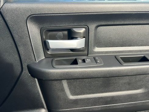 Used 2019 RAM 3500 Tradesman w/ Chrome Appearance Group image 15