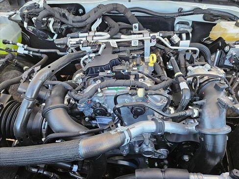 New 2025 Ford Bronco 4-Door image 16