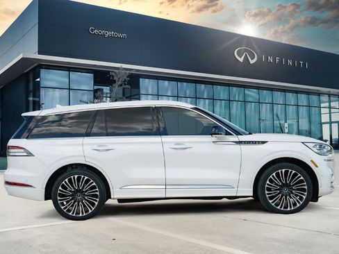 Used 2023 Lincoln Aviator Black Label w/ Dynamic Handling Package AWD/4WD image 4