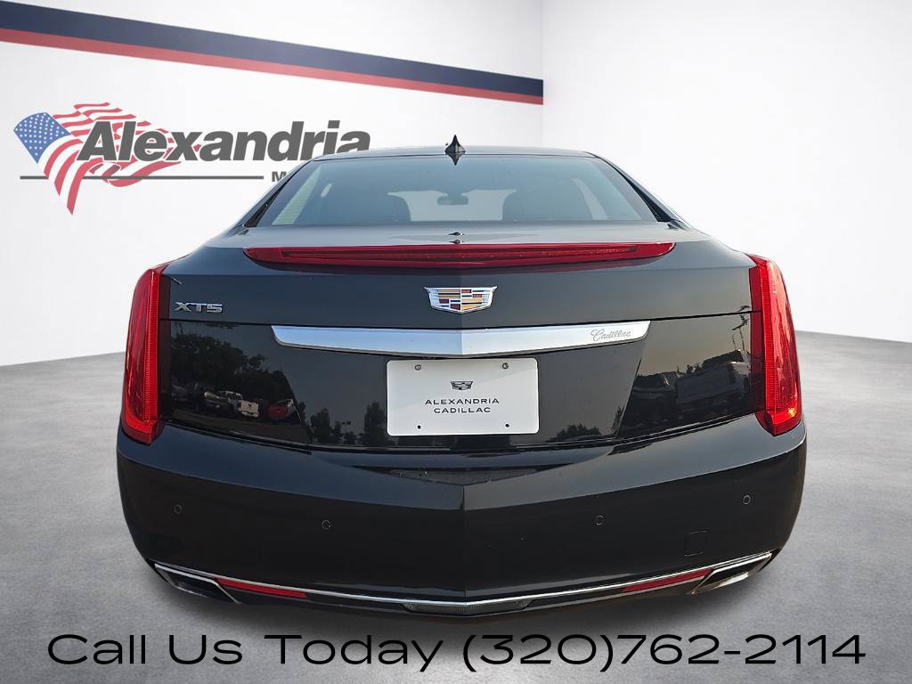 Used 2016 Cadillac XTS Luxury FWD image 7